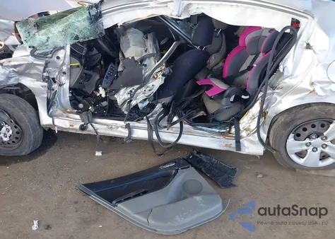 2015 Kia Forte Lx z USA, uszkodzony, nr VIN KNAFK4A66F5426766